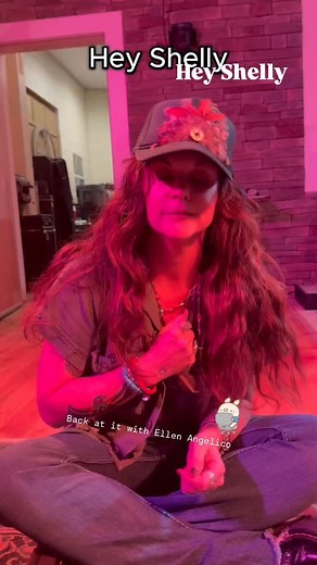 It’s MONDAY and time for a new #heyshelly with @ellenangelico !!!!!!! Do the damn thing today. #shellymakesarecord #fairchildfam #workworkworkworkwork | Shelly Fairchild