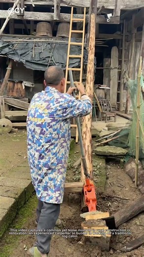 Old Carpenter's Secret Tool: Fixing a Crooked Log Cabin Wall! 🪚🌲