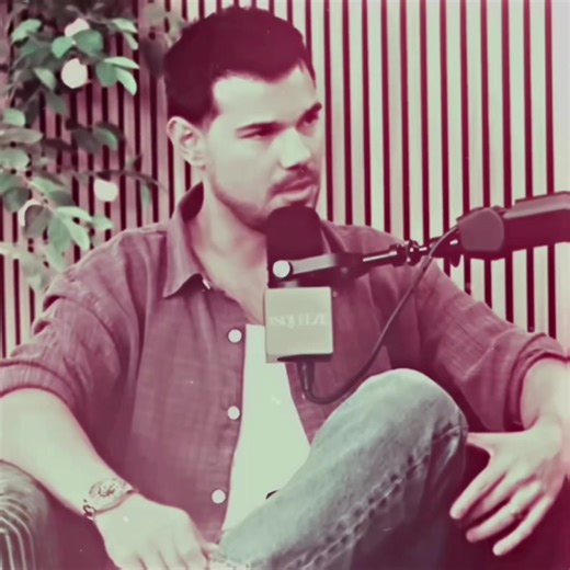 #TAYLORLAUTNER — older taylor is a different level of fine!! 😍😍 // #taylorlautneredit #taylorlautneredits #taylorlautner2025 #twilight #ilyjacobblack