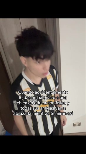 Video de CreeperEnraviao (@kripelexplotao) relacionado con “balloon pulling girl away”