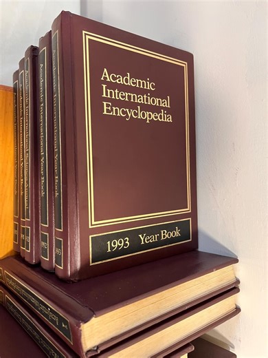 Encyclopedia - 1989 Academic International Encyclopedia Set -year Book-1990- 1991,-1992-1993 - Etsy