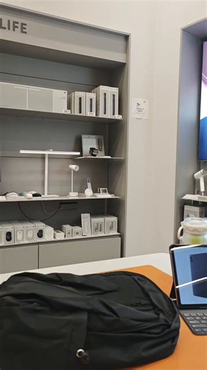 公式の「Xiaomi Hyper Prime Day」に合わせて、浦和美園店でも激アツな限定企画をやっちゃいます🔥動画で紹介しているこの「Xiaomiオリジナル軽量リュック」なんと！対象製品をご購入の方にそのままプレゼントしちゃいます🎁✨👇対象製品はこちら👇 📱 17 Ultra / 17Tシリーズ 📺 Xiaomi TV S Pro Miniシリーズ 📺 Xiaomi TV S Miniシリーズ（65インチ以上）ぶっちゃけ、Xiaomi Store 浦和美園店は【毎日がPrime Day価格】です💸！絶対に皆さんをガッカリさせません💪✨今週はぜひお店へ遊びに来てくださいね！（実は…🤫絶対に損はさせませんよ！）⚠️リュックはXiaomi Store浦和美園店【限定】の特典です🐼 動画の実物もお店で見れるので、週末お待ちしてます👋#Xiaomi #Xiaomi17T #Xiaomi17Ultra #スマートテレビ #イオンモール浦和美園 #XiaomiHyperPrimeDay #店舗限定