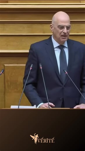 📍Κατά τη συζήτηση και ψήφιση του νομοσχεδίου του ΥΠΕΘΑ στη Βουλή (8/1/26), ο Νίκος Δένδιας υποστήριξε ότι «δεν επιφέρει πολιτικό κόστος στη Νέα Δημοκρατία παρά μόνο «εν ονόματι ενός ανώτερου αγαθού», το οποίο, όπως είπε, είναι «το συμφέρον της πατρίδας». Αναγνώρισε ότι «το νομοσχέδιο δυσαρεστεί» και τόνισε πως «δεν είμαστε αφελείς», ενώ απάντησε σε τοποθετήσεις της αντιπολίτευσης σημειώνοντας ότι το διαμαρτυρόμενο μέρος των υπαξιωματικών «είναι μόνο ένα τμήμα των Ενόπλων Δυνάμεων». Παράλληλα, α