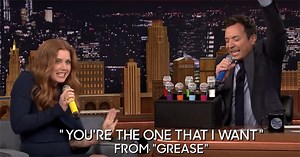 Amy Adams Plays ‘Box of Microphones’ With Jimmy Fallon – Watch Now!
