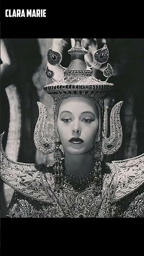 The Golden Dress That Heard a Proposal | Hedy Lamarr's 1939 Masterpiece