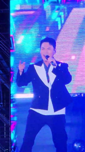 #제39회 동해무릉제#세대공감콘서트# 천록담(이정) 노래동해물과 백두산이