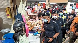 Big crowds still seen at Penang markets