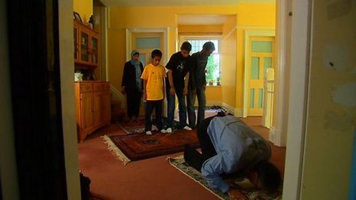 Wudu or washing in preparation for prayer - Islam: Video playlist - BBC Bitesize