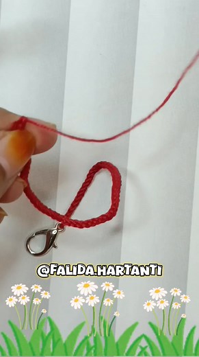 Crochet Strap For Amigurumi Super Easy And Quick Tutorial Clown Fish at channel YouTube Cennagurumi #crochettutorial #crochetstrap #crochetkeychain #crochetkeyring #crochetforbeginners | Dwi Falida Hartanti