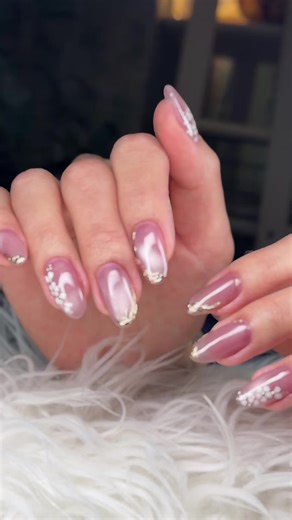 Helen Nail Art 💅Appointment Only 💻https://book.squareup.com/appointments/vpbltt3w9dd2ij/location/LFFBPQ7EC7NMX 📍401 Broadway E Studio 124, Seattle, WA 98122