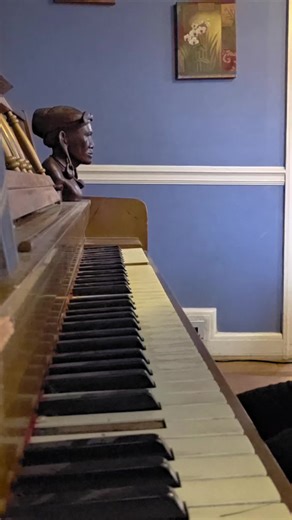 i'm bored heres some ddlc thing on a piano ignore the weird head on my piano it's my dad's idk why he has it #ddlc #dokidokiliteratureclub #piano #idkwhatimdoing