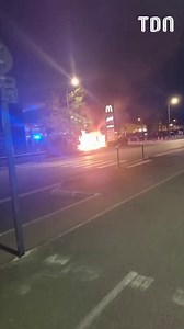 Une voiture électrique en charge prend feu sur le parking d’un McDonald’s à Saint Quentin 😱 | Le Tribunal Du Net