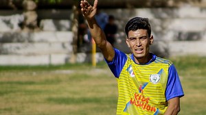 11K views · 585 reactions | Goals By Great Hazara 3-0 All Quetta Shaheed Talib Agha Football Tournament 2022 ‎آل کوئٹہ شہید طالب آغا فٹبال ٹورنمنٹ 2022 Organizer | Shaheed Talib Agha Foundation "STAF" Venue | Yazdan Khan High School Football Ground Quetta | NOORBANTv | Facebook