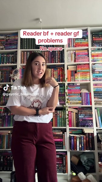 Bookworm Couples: Navigating Reader Space Issues