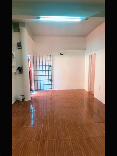 2 Bed Apartment, $190,000, Sheriff Street, near Eping Avenue, Residential or Business use.