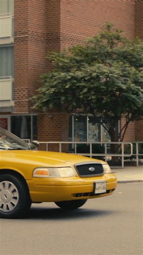 THE BAG EDITION | A striking statement of design, made in supple nappa leather. Elevated, distinctive, and made to stand out — wherever the city takes you. Discover the bag in stores and online: https://bit.ly/4pcBmfu​ #MassimoDutti #NewInDutti | Massimo Dutti