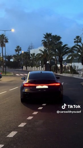 Exploring Audi RS7 Performance Features