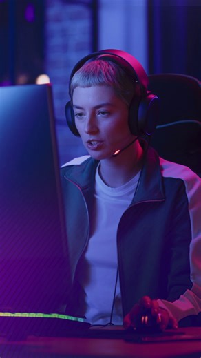 3.5K views | ⚡️ Chaque détail compte ! Grâce à nos cartes graphiques Intel Arc et la technologie XeSS 1.3, vos jeux sont fluides ET beaux, le tout grâce à l’upscaling généré par l'IA. ✨ #Gaming #AI #IntelArc | Intel | Facebook