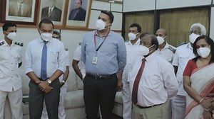 සමස්ත ශ්‍රී ලාංකීය ජාතියකගේ උන්නතිය උදෙසා දිවි දෙවෙනිකොට රාජකාරිය තම ආත්මය කරගත් ධෛර්යය සම්පන්න ලාංකිකයන් වෙනුවෙන් Vantage වෙතින් පිදෙන උපහාරයයි Tribute to a brave Sri Lankan striving ahead for the betterment of our country | Bro - බ්රෝ