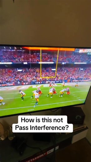 How is this not pass interference?? #nfl #steelers #browns | Patrick W. Cutler