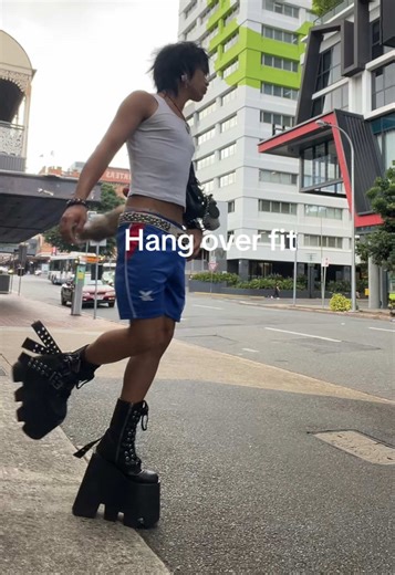 Too much partying, not enough clothes | fits