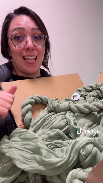 Your wedding tables are about to look straight out of a dream 🤍 These cheesecloth table runners instantly elevate any table with that soft, romantic drape. The fabric is lightweight and textured, giving that effortless boho luxury look without needing complicated décor. Just lay it across your table and let the ends flow for the perfect styled finish. Perfect for weddings, bridal showers, baby showers, holiday tables, or everyday hosting. And the best part? They come in multiple colors, so you 