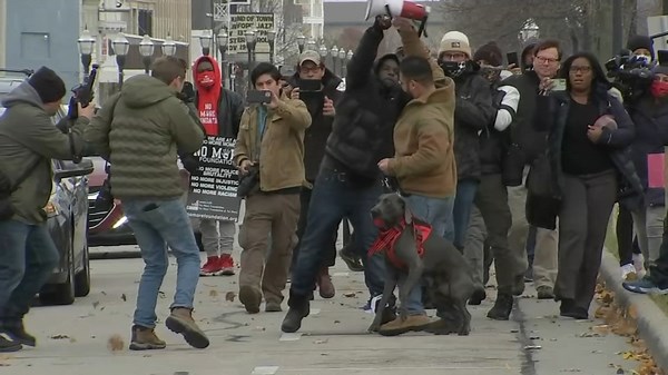 Kenosha, WI, protests over shooting trial possible as Kyle Rittenhouse jury deliberates