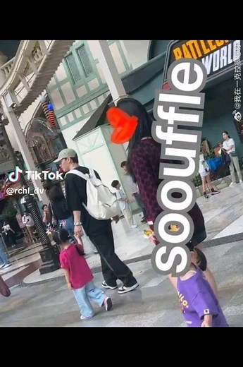 Chen from EXO with His Baby Daughter - Heartwarming Moments