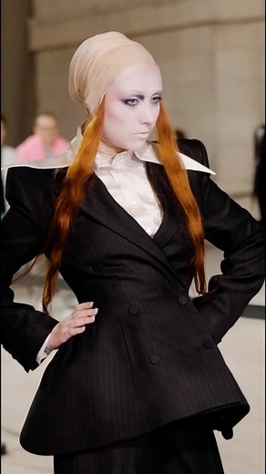 McQueen on Instagram: "@ChappellRoan arriving at the McQueen Autumn Winter 2025 show. ​ Video by @chanel.jm​ #McQueenAW25​ “Menthol” by The Force Dimension ​ “Only The Stones Remain” by The Soft Boys, courtesy of Tiny Ghost Records ​ “flight fm” by Joy Orbison. Written by Peter O’Grady. Publishing by Sony Music Publishing Limited Courtesy of XL Recordings ​ “Found” performed by John Glacier, written by John Glacier, composed by Kwes Darko, licensed courtesy of Young Recordings, Young Songs Ltd a