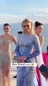 154K views · 2.7K reactions | Royalties Regalia ✨ Wow Miss World @karolinabielawska dilayani bak puteri di MW Vietnam Letopnya gaun yg mereka sediakan untuknya!! Loove it .. Gorgeous betul Team diorang. Top top markotop #mbpfc #info #teamvietnam | Malaysian Beauty Pageant Fan Club | Facebook