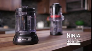 Ninja Food Processor with 400-Watt Base, 32-Ounce Precision Processor Bowl and Spiralizer for Chopping, Mixing, Pureeing, and Dough (NN310), Black
