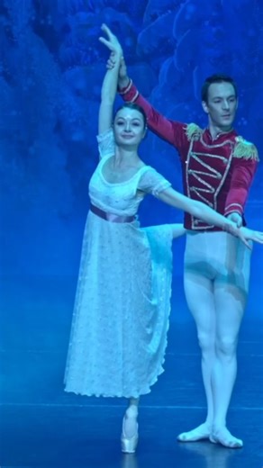 Concert Productions Dresden on Instagram: ""Der Nussknacker" ein Ballettklassiker für die ganze Familie. Seit Generationen gehört dieses, bei Jung und Alt beliebte Ballett, für viele Menschen zur Vorweihnachtszeit. Bestimmt gastieren wir auch in einem Theater in Ihrer Nähe. Alle Infos & Tickets auf www.mein-ballett.de oder in jeder bekannten Vorverkaufskasse. #ballett #nussknacker #klassischesballett #nutcracker #nutcrackerballet"