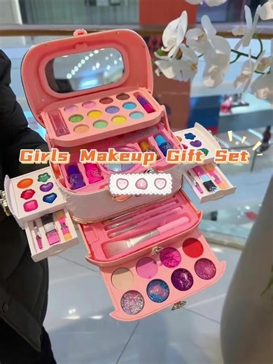 Princess Makeup Set: The Perfect Gift for Little Girls