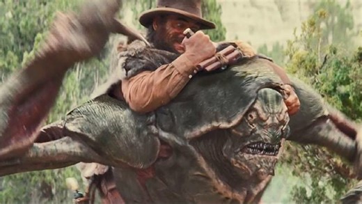 电影：迄今为止看过最强冒险大片，开场就如此劲爆，场面震撼至极