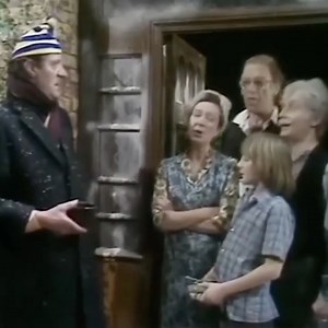 Brilliant 🤣🎄 | Classic TV Moments