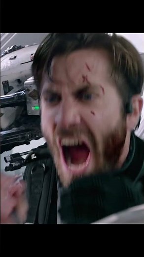 Spider-Man Defeats Mysterio 🕷️ #SpiderManFarFromHome
