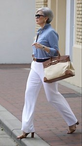 Look elegante 70 #outfitoftheday #fashion #estilo #outfit #look #style #moda #modafeminina #lookbook | Cómo Vestir con Estilo Después de los 50, 60 y Más