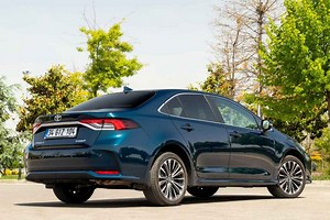 These are the cheapest hybrids you can buy right now for under $30k