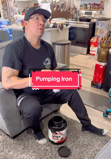 She thought I was pumping more then iron 🤣 #workout #gym #couplegoals | Gym Couples