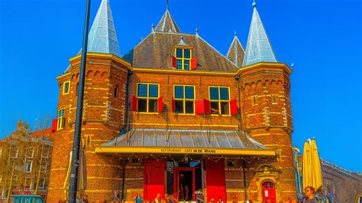 Walking in Amsterdam, Netherlands – Tour Starting at Amsterdam Centraal Station