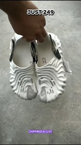 #viral Crocs just ₹99 #deals #shopping #fashion #flipkart #meesho #amazon #myntra #flipkartdeals #meeshohaul #shopsyfinds #onlineshopping #viralgagdet #trending #wishlink flipkartshopping #discount #reelitfeelit #indian #kannada #ipl #rcb | Urbancityfashion