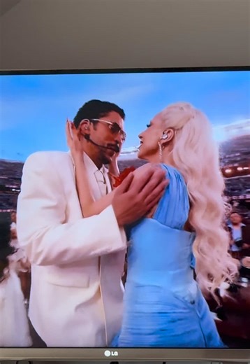 Lady Gaga Salsa Dance Moves: A Vibrant Performance