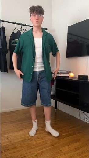 styling jean shorts: jnco vs thrifted dickies #shorts #jeanshorts #jorts