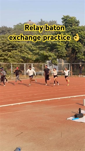 Relay baton exchange practice 👌😱 #trackandfield #shortvideo #ytshorts #shorts