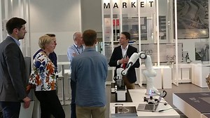 13 reactions | Mixed-reality  Virtual Twins 六六 and Artificial Intelligence: International start-ups presented their business ideas for Industry 4.0 in the ZF Forum at the invitation of the innovation platform @StartupAutobahn ↗. | ZF Group | Facebook