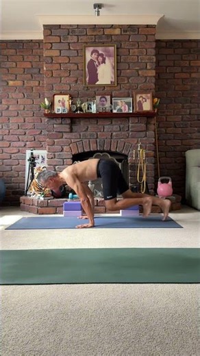 67yrs Cross-Leg L-Sit Press → Jump-Through Push-Up → Return to L-Sit.