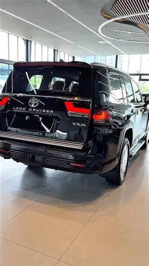 New Toyota Land Cruiser 2026 Black Luxury Off Road SUV 7 Seaters LC300 Twin Turbo