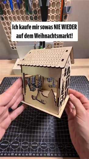 Benni Bähr | 3D Druck + DIY on Instagram: "Unbezahlte Werbung| Ich kaufe mir ab jetzt NICHTS mehr auf dem Weihnachtsmarkt, was ich nicht selber zuhause basteln kann. Und dank @xTool Deutschland ist das jetzt viel mehr! #diy #weihnachten #basteln #Zuhause #xtool"