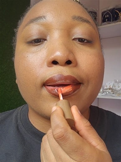 Stunning Red Lip Combo Tutorial