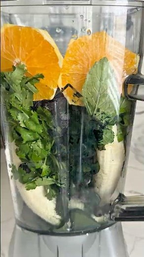 Cilantro Blueberry Detox Recipe #smoothie #healthyeating #detox